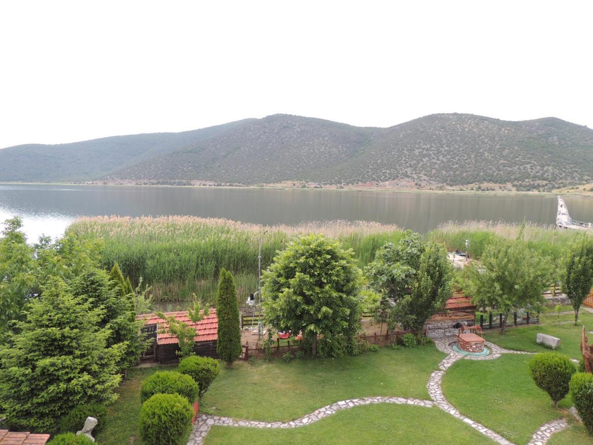 Prespes Lake View Family Apartment Florina Eksteriør billede